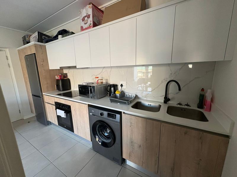 To Let 1 Bedroom Property for Rent in Richwood Western Cape